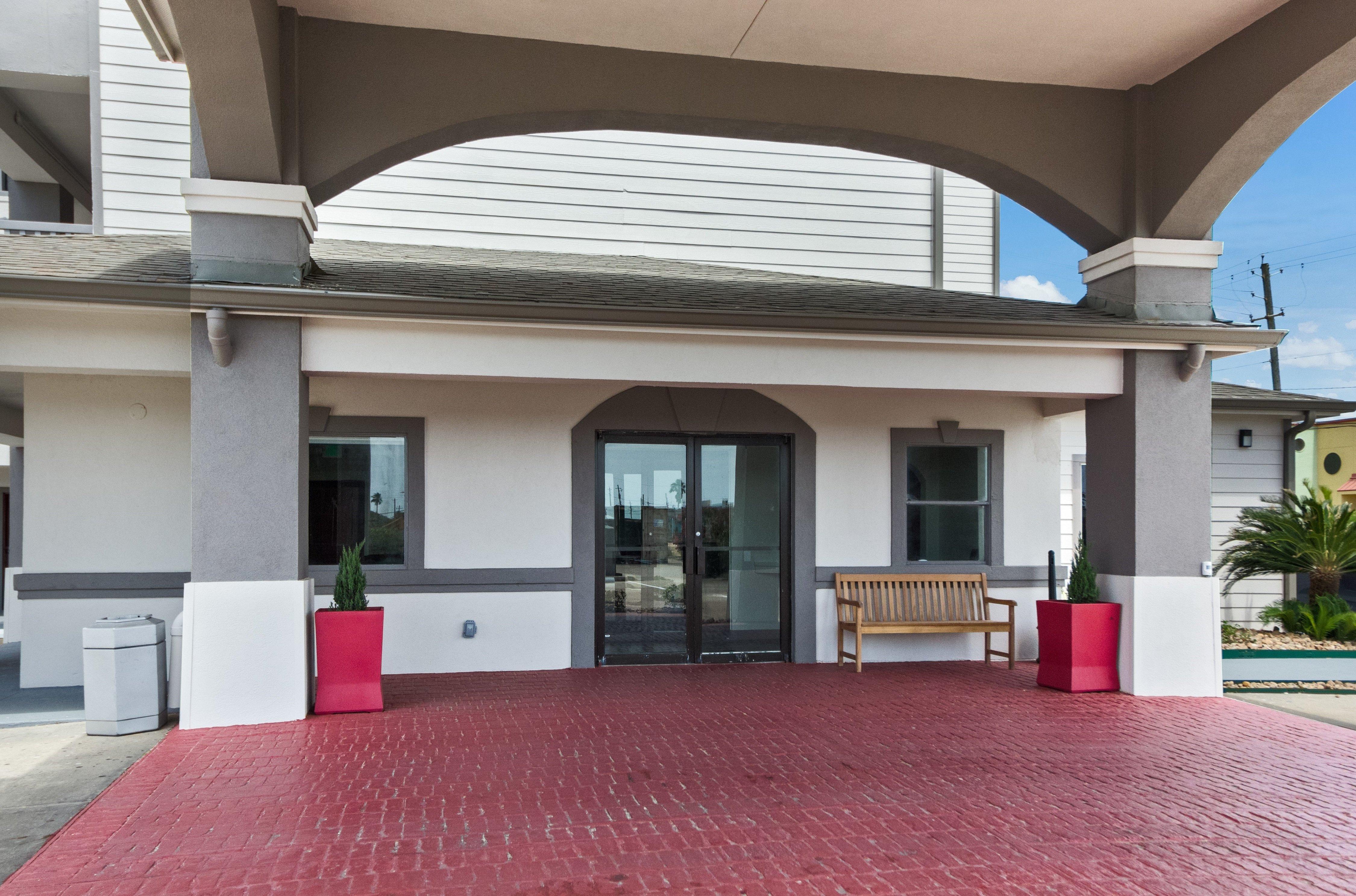 Red Roof Inn Plus + Galveston - Beachfront Exteriér fotografie