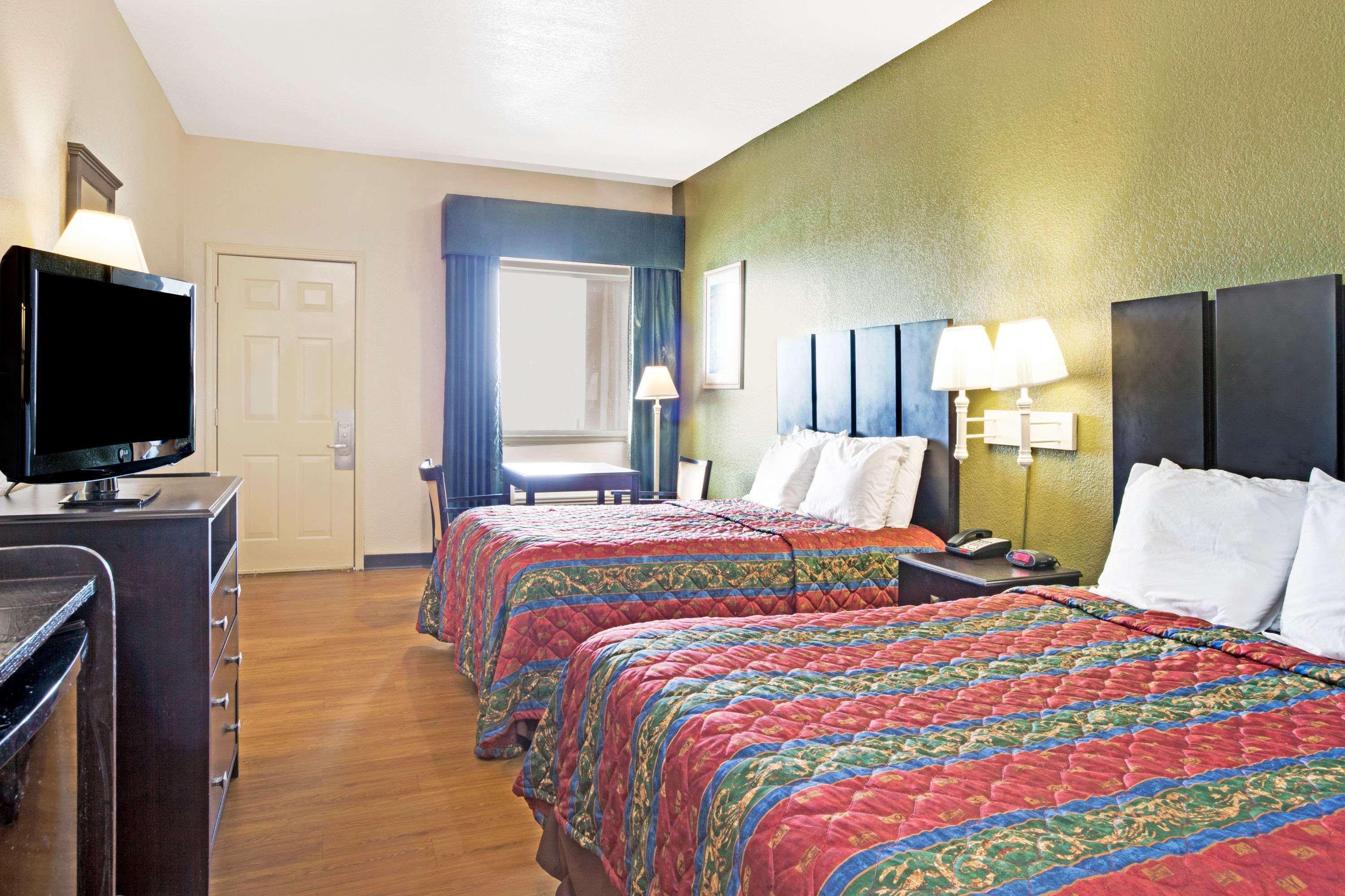 Red Roof Inn Plus + Galveston - Beachfront Exteriér fotografie
