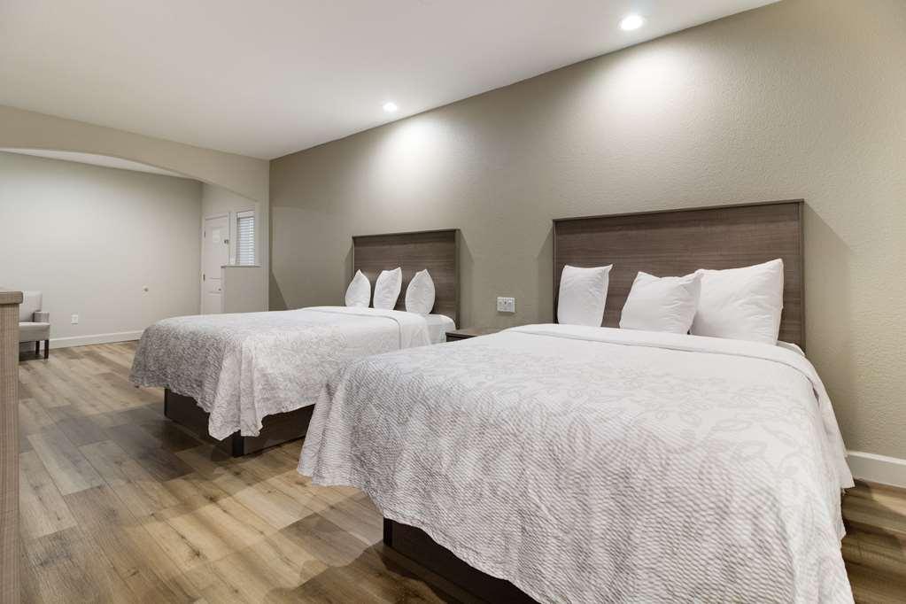 Red Roof Inn Plus + Galveston - Beachfront Pokoj fotografie